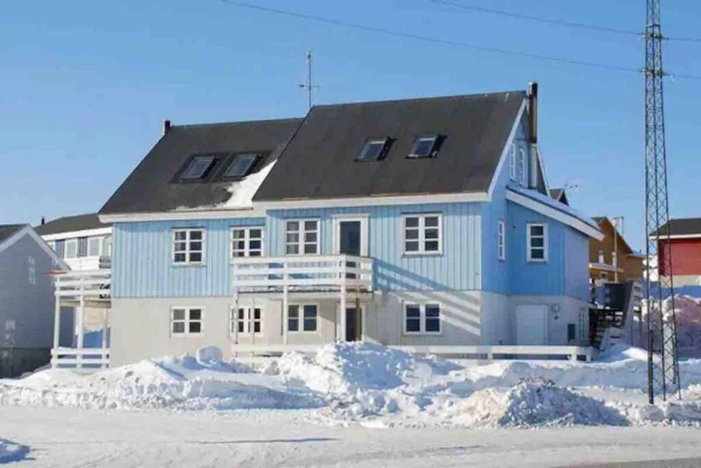 Apartament Nice&cozy flat Nuuk Zewnętrze zdjęcie